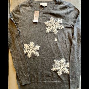NWT LOFT Gray Snowflake Sweater Long Sleeves Size XS
